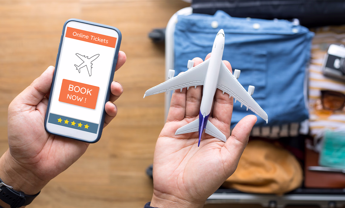 best day to book last minute flights